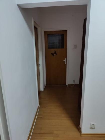 Apartament 3 camere de vânzare Drumul Taberei