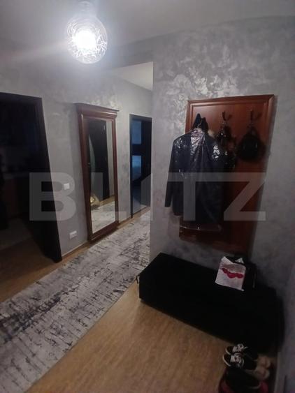 Apartament de vanzare, cu 2 camere, decomandat, zona Visani