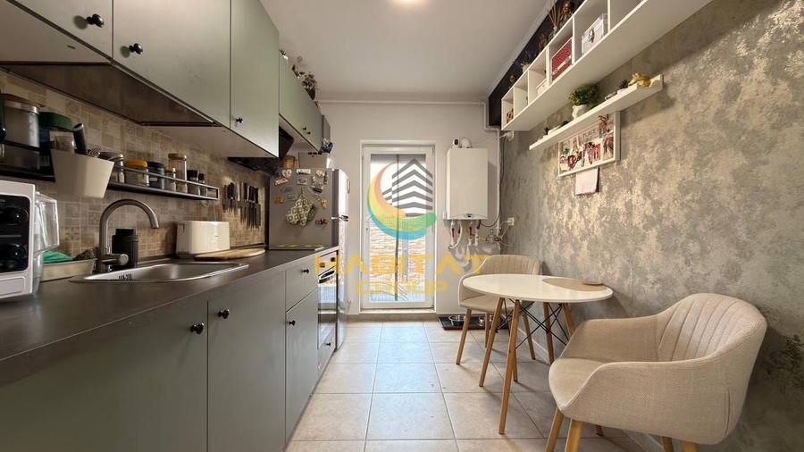 Vanzare Apartament 2 Camere Mobilat si Utilat+ Curte+ 2 Parcari- Berceni!