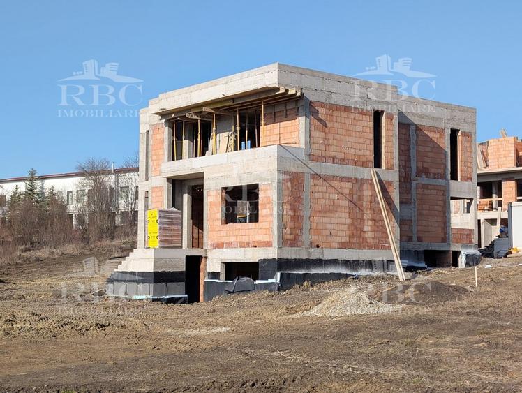 Casa individuala de vanzare cu teren 516 mp