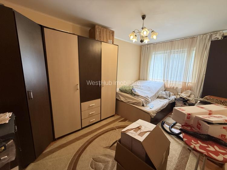 Apartament cu 3 camere, decomandat, 68 mp utili, etaj 1 - Girocului - 4