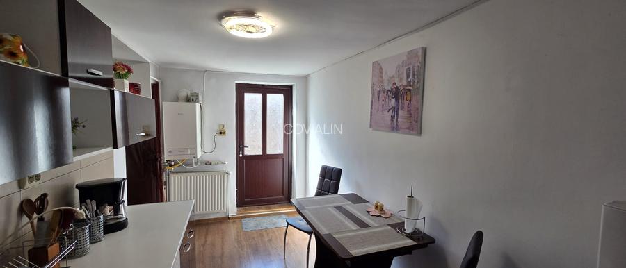 Casa in Bod zona centrala,  P+M, 8 camere, teren 1111 mp, fantana proprie. - 17