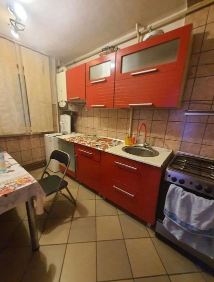 Sagului | 3 Camere | Etaj Intermediar | Centrala Proprie.