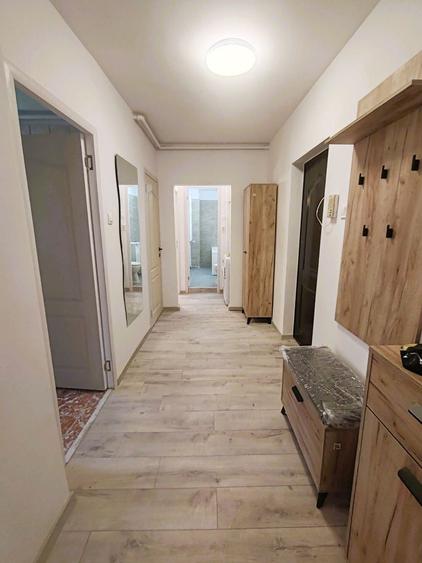 Apartament 2 camere cu centrala proprie-Totul nou