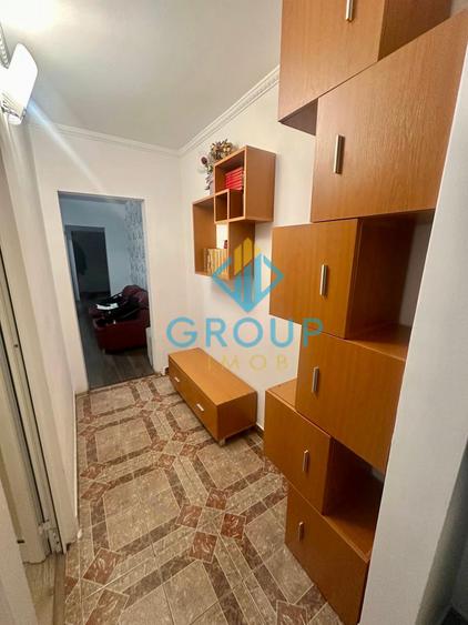 Apartament 3 camere semidecomandate de vânzare – Bacău, zona Milcov etaj 2/4