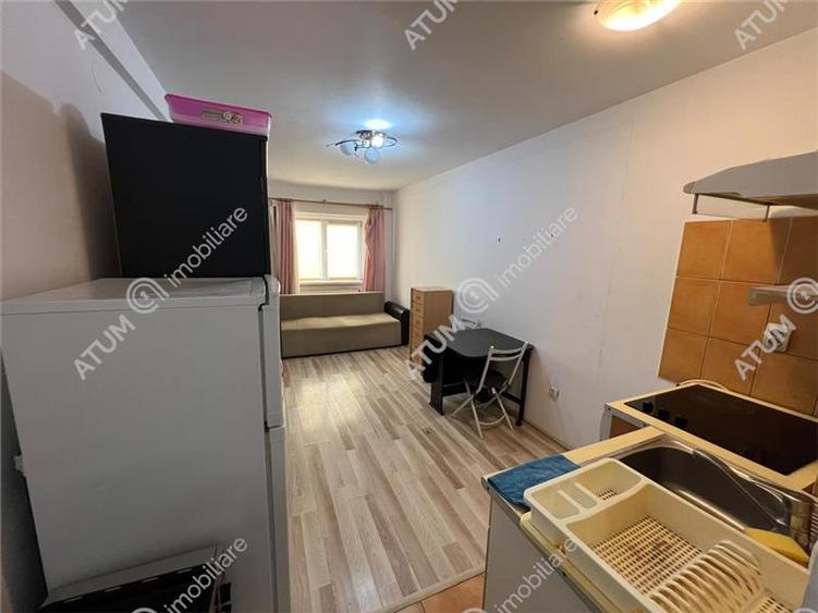 Garsoniera mobilata si utilata situata in zona Broscarie din Sibiu
