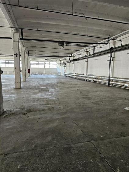 Spatiu Industrial - 3000 mp - Productie - Depozitare - Distributie