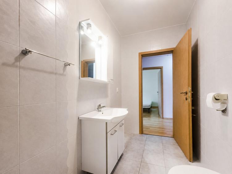 Apartament spatios de 76 m2|Str Closca|Central-Horea|