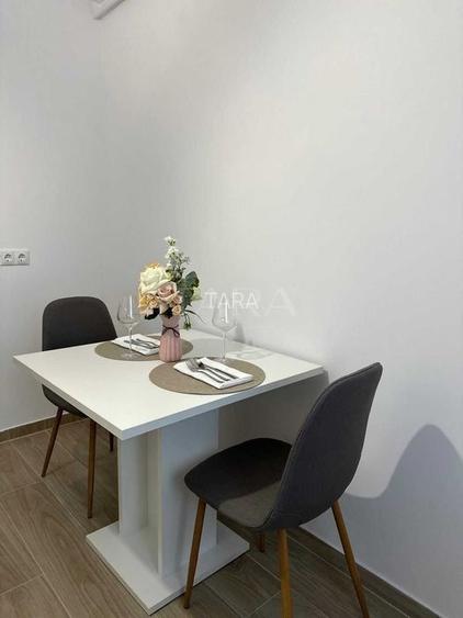Apartament 3 camere,  central Grigorescu. - 3