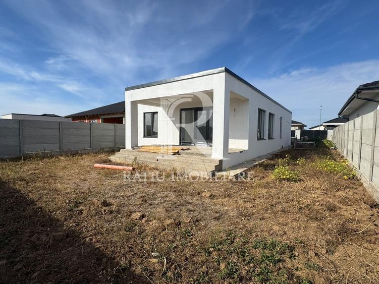 De Vanzare Casa cu 4 camere | Santandrei | 165.000 €