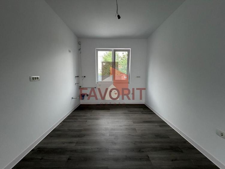 Duplex | 4 camere | Asfalt | Finisaje premium | Curte generoasa |