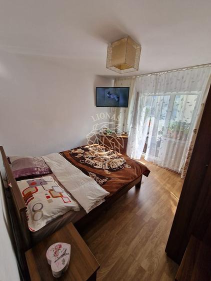 Apartament decomandat 3 camere-2 balcoane-etaj 3-Zona Petru Maior