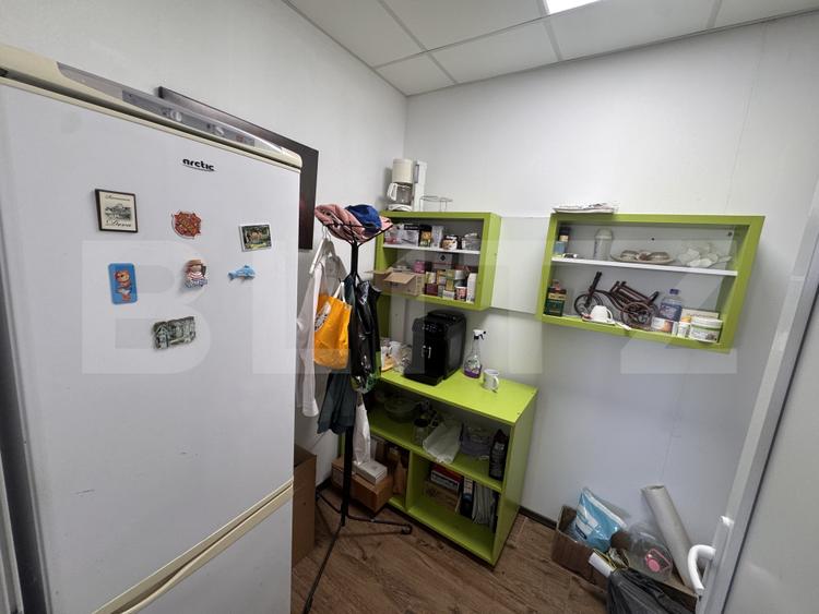 Hală industrială 390.17mp, teren 2.045 mp, afacere tipografie la cheie