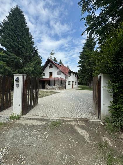 Pensiune/ Vila Valea Avrigului