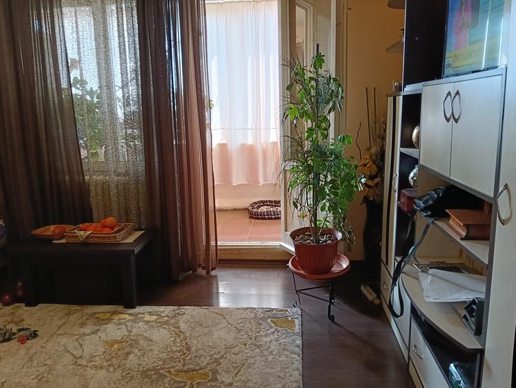 Stradal, vedere mixta, zona buna
