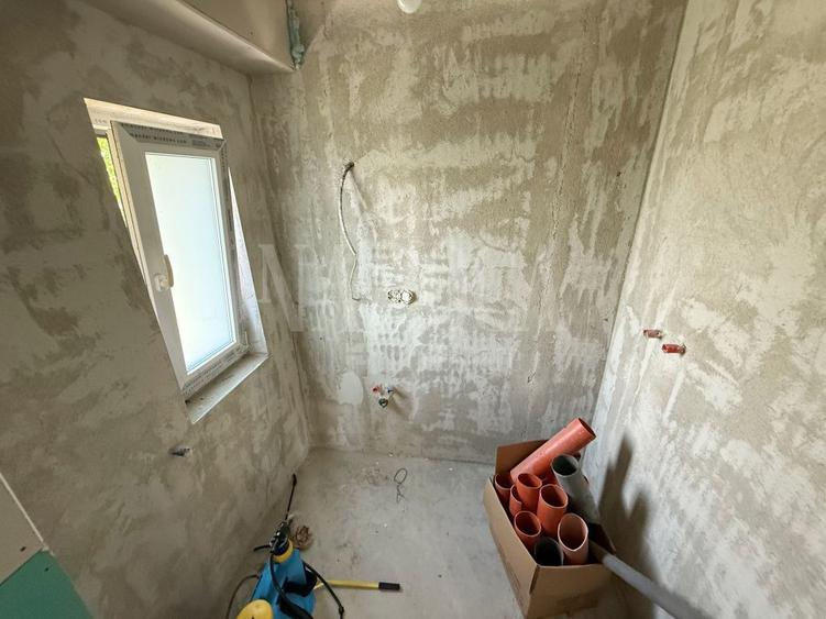 Casa 4 camere de vanzare in Chinteni