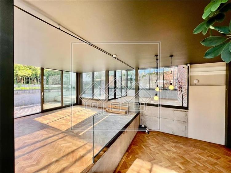 Cladire de birouri in zona centrala - Renovata complet, la cheie