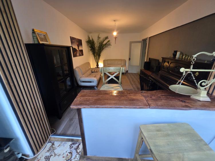 Apartament 3 camere de inchiriat Sos Colentina parc mobilat si utilat locuinta