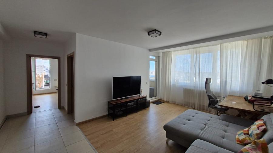 Ap 2 camere, terasa, loc de parcare si balcon