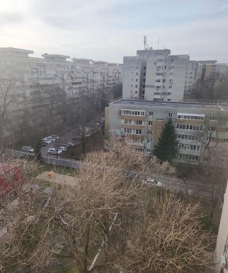 Apartament 3 camere | Favorit | Etaj 8/10 | Complet mobilat | 50m de metrou