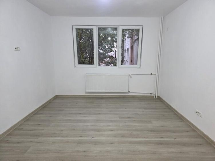 Basarabia, 5 minute metrou Costin Georgian pe Intrarea Muncii nr. 2 renovat