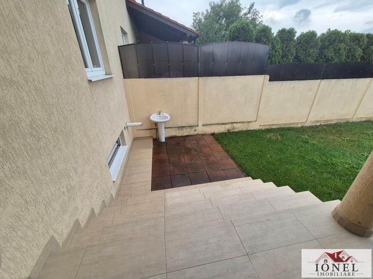 Vanzare 1/2 duplex in Alba Iulia, Centru