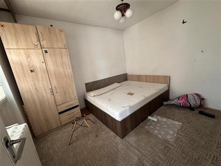 2 camere etaj 3 aproape de Colegiul Banatean