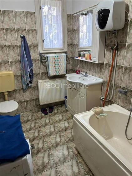 RECO Casa 5 camere zona Oncea - 17