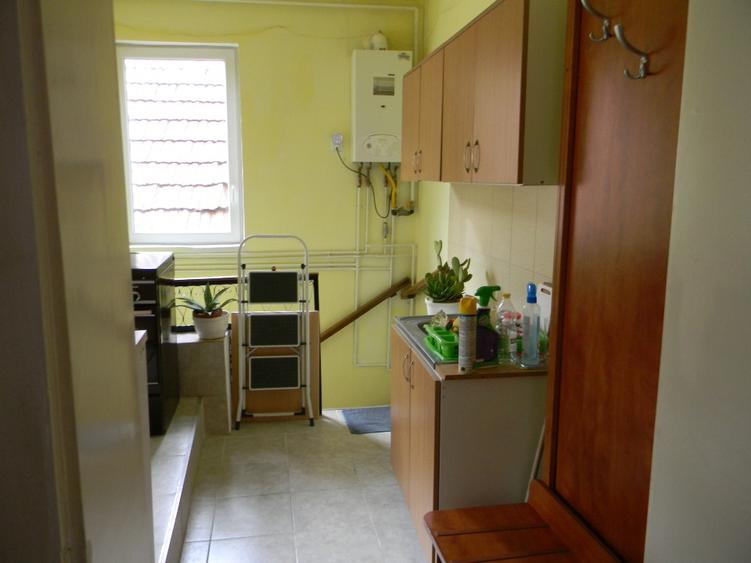 Apartament 2 camere – 70 mp + terasă 25 mp – direct proprietar