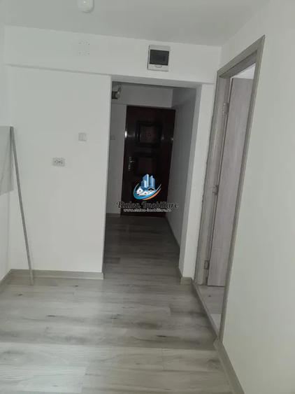 Apartament 3 camere, parter, zona Liceu Informatica Darmanesti
