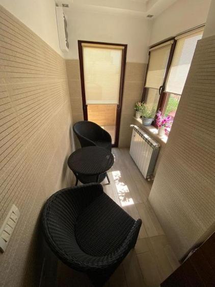 De închiriat: Penthouse duplex la 2 min de metrou Aviatorilor