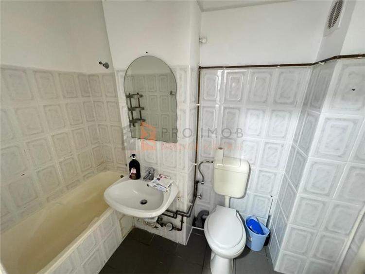Apartament 3 camere cf 1 decomandat zona Unirii Sud