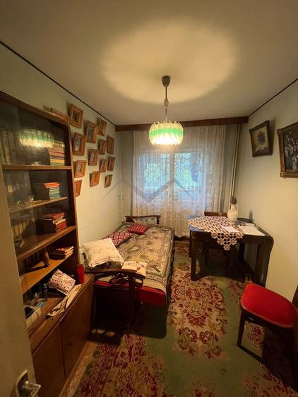 Apartament 4 camere Podu Ros