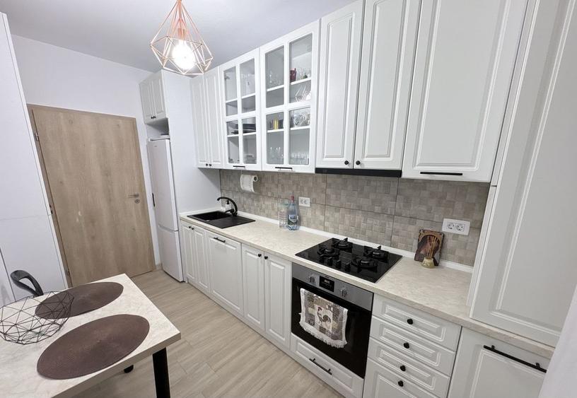 Apartament 2 camere de inchiriat | Parcare | Rotar Park | metrou Preciziei