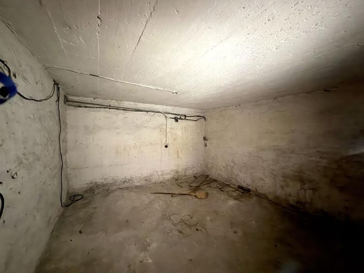 Apartament rar in vilă interbelică | pivniță și mansardă | acces separat