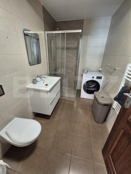 Apartament cu 3 camere, 2 băi, intermediar Parcare subteran, Centru!