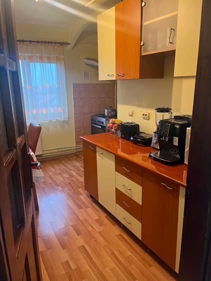 Apartament decomandat amenajat cu centrala