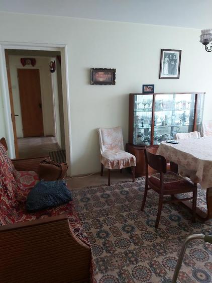 Apartament 3 camere spațios | Centrul Civic | 2 balcoane | Poziție excelentă