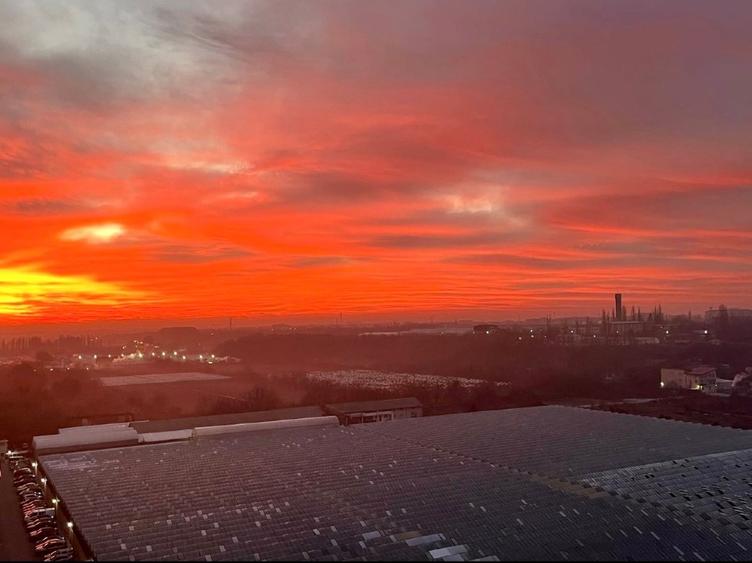 2 camere 64 mp | Amenajat cu designer | Etaj 10 | Vedere panoramică
