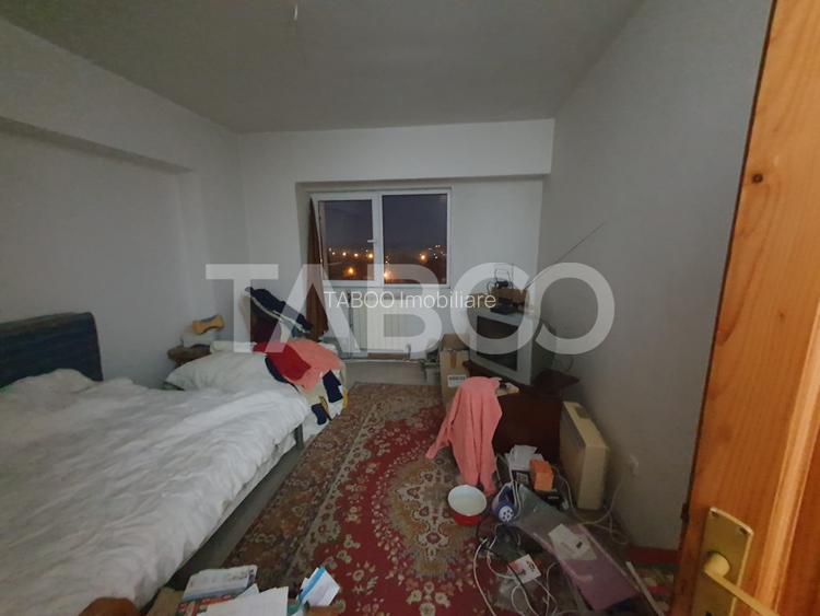 Apartament de vanzare 5 camere 121 mp utili zona Campului Fagaras - 3