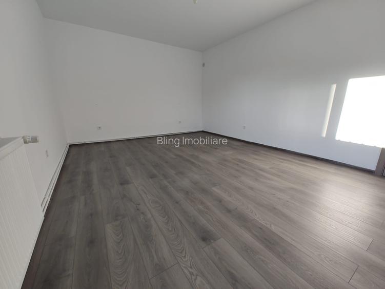 Spațiu birouri, 7 camere, curte, garaj, panouri fotovoltaice, Parcul Armătura - 11