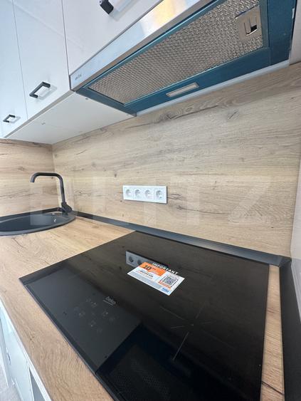 De vânzare apartament 3 camere decomandat – 66,49 mp – complet renovat