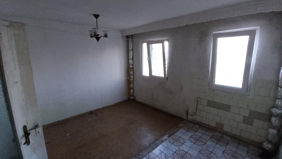 APARTAMENT 2 CAMERE NARCISA BACAU NEGOCIABIL