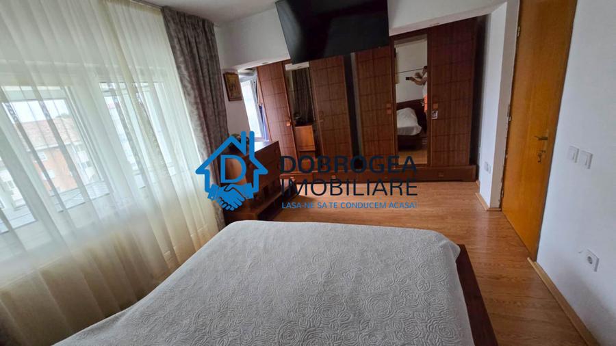 ULTRACENTRAL-DUPLEX 3 CAMERE, MOBILAT SI UTILAT