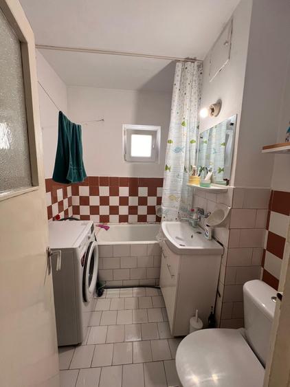 Bd Chimiei-Tudor Vladimirescu, ap.3 camere,2 bai, et.3/4,geam la baie, 70m!