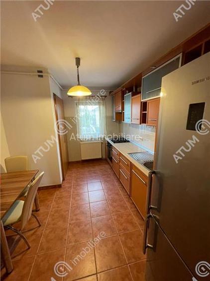 Apartament 4 camere decomandate 2 balcoane zona Strand Sibiu - 11
