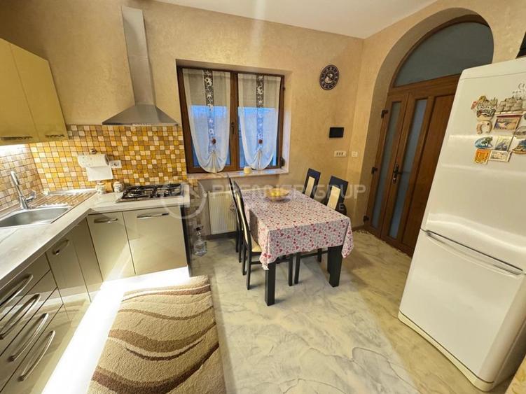Comision redus 50%! Casa 2 camere 55mp, Podu de Fier, CT + Curte