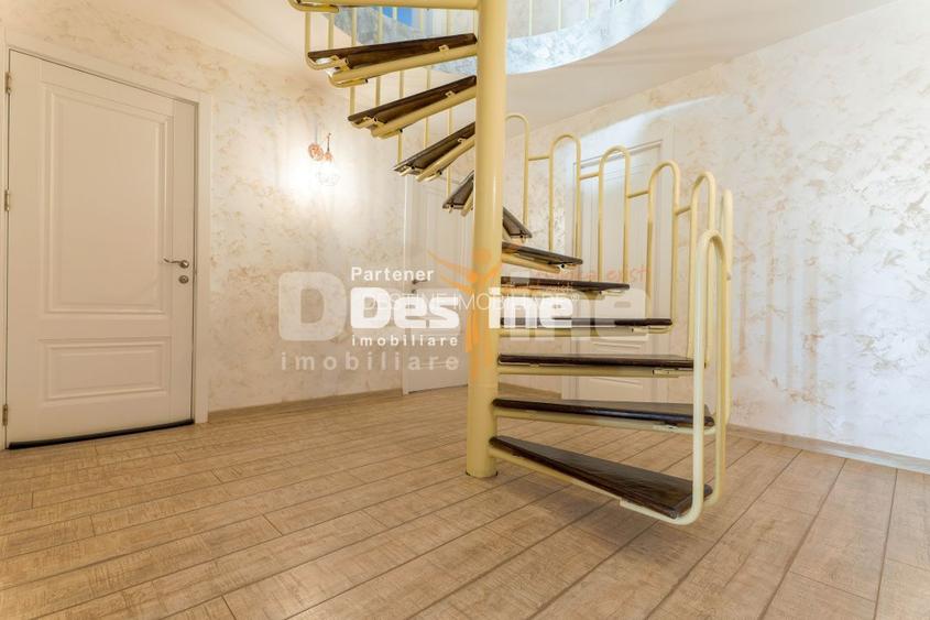 Comision 0% Casă individuală stil grecesc 5 camere S+P+1+pod, 200 mp