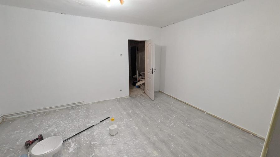 Apartament la parter zona Uranus