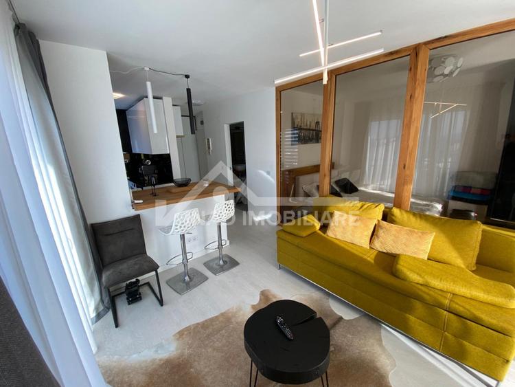 Apartament 2 camere, mobilat si utilat modern, parcare, zona Europa